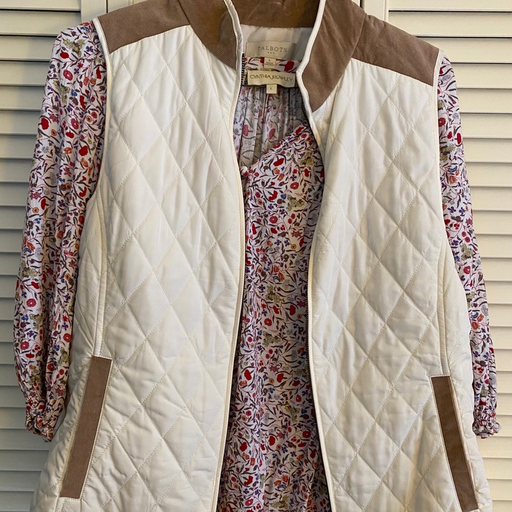 Set of two - Talbots vest with floral tunic